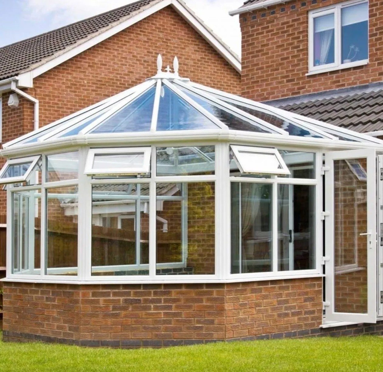 Conservatory Installation • Bury St Edmunds - Homestyle Windows